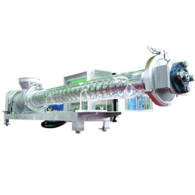 Screw feeder for the plastic industry