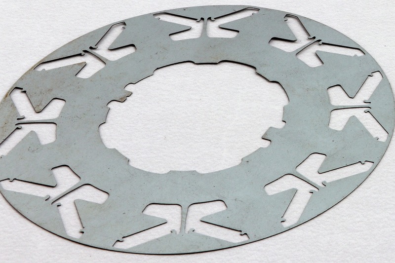 【制作事例】モーターコア試作カット品（SECC製）