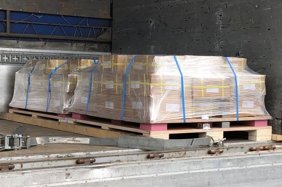 防振パレット　精密機器の輸送に！