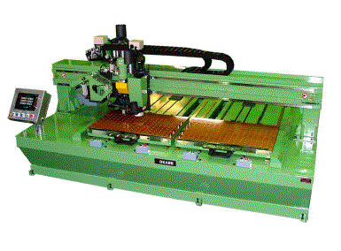 ビス締めプラスルータ加工機『SDHBR-7HNC-WXTR』