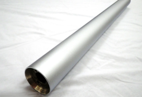 耐摩耗性向上でロールの強度を上げる「クロムめっき加工」