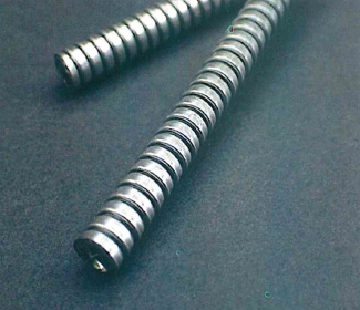 曲げ半径が大きい光ファイバー保護チューブ！セミインターチューブ