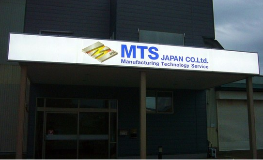 『LEDライトパネル』【LEDの光を側面から入射！】