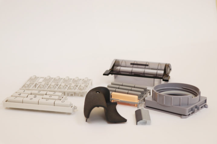 プラスチック成形加工サービス