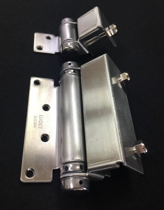 ラバトリー金物『No.301：ラバトリーヒンヂ』