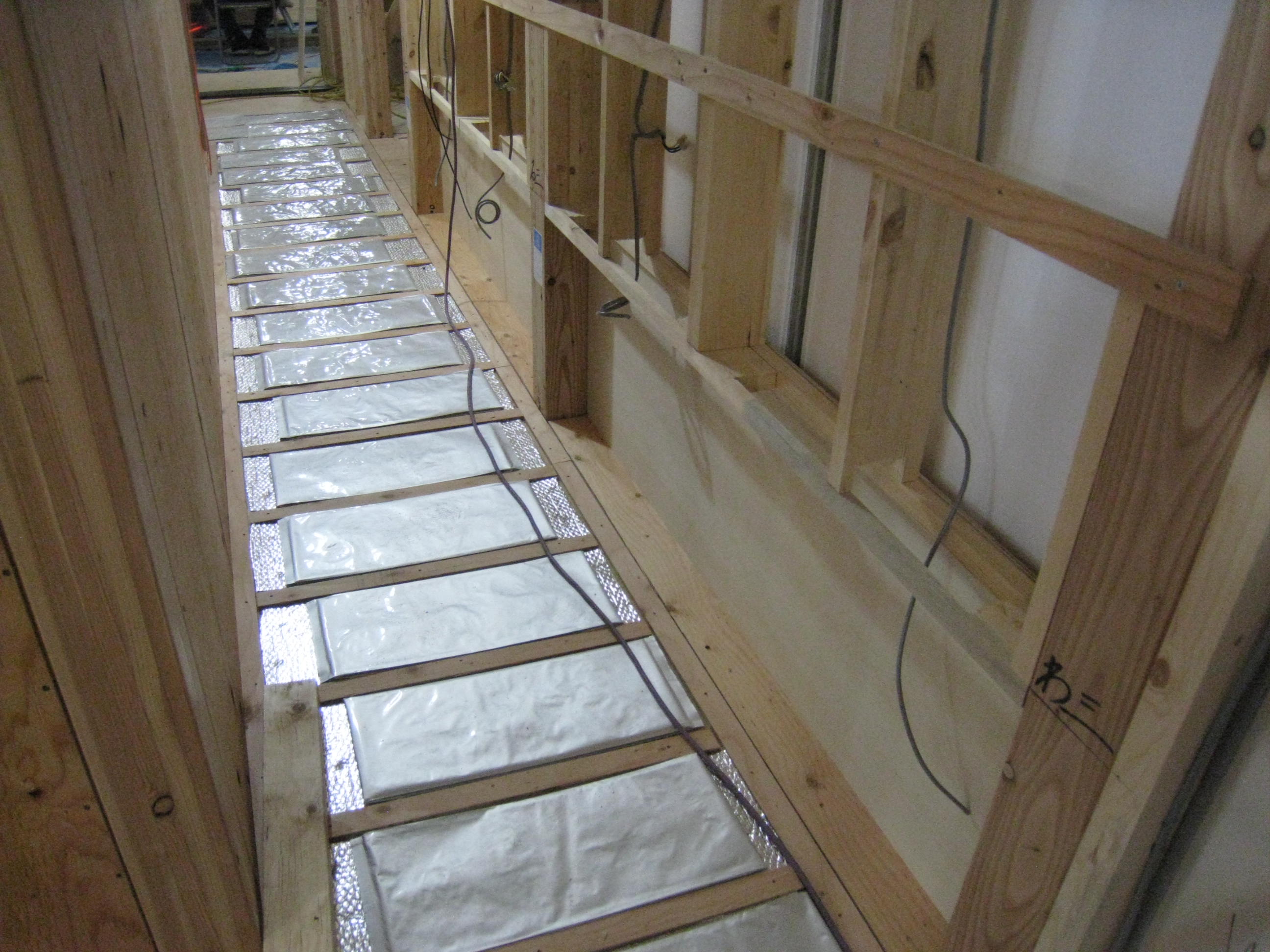 パッシブソーラー用蓄熱材『エナジーボードPS』