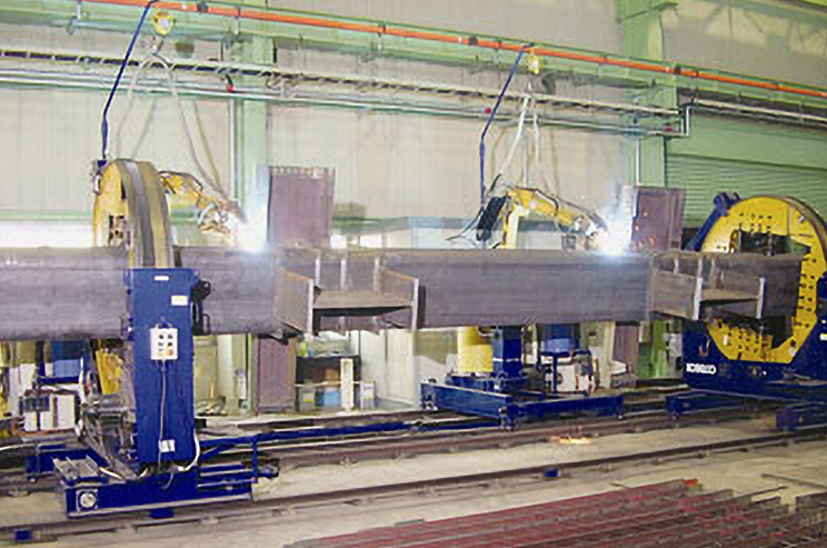 【導入事例】溶接ロボット設置