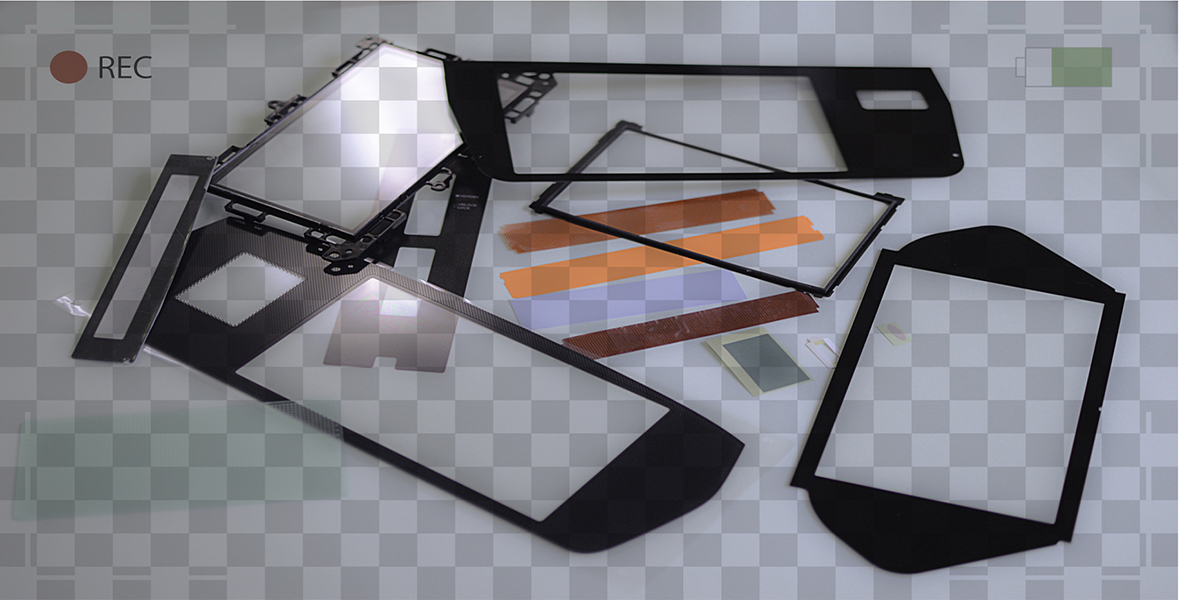 通信機器　半透過スクリーン印刷　樹脂表示パネル