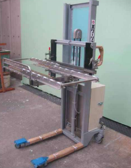 遺体搬送リフター