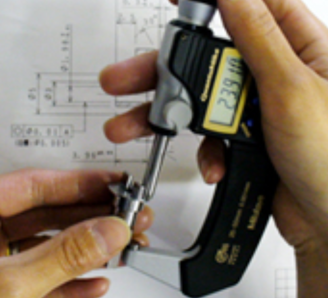 NC自動旋盤・カム式自動旋盤による精密切削加工