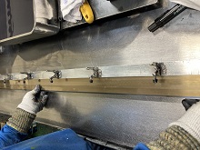 グラビア印刷 ドクターホルダーセット治具