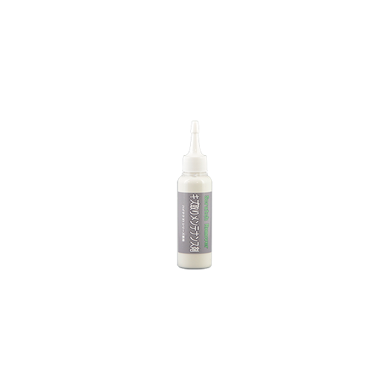 M90200_キズ取りメンテナンス剤_新ラベル100ml(商品画像).png