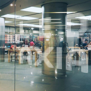 透過型フィルムLED『FiL-Cシリーズ』