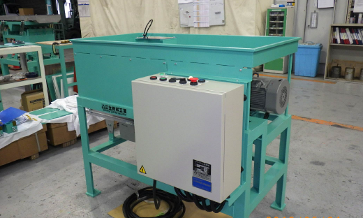 小型電子部品専用 破砕機『ロールクラッシャーシリーズ』