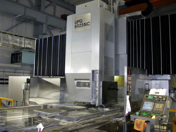 大型平面研削加工