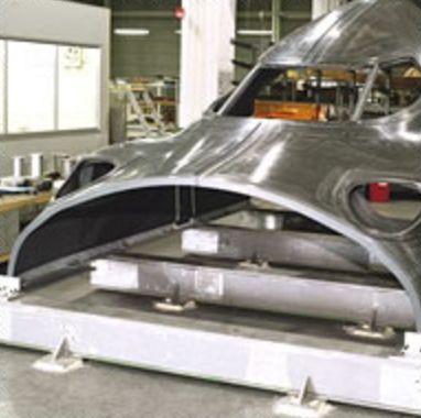 PMI硬質プラスチック独立気泡発泡体『ROHACELL』