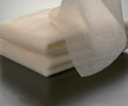 不織布オイフ『クーデック ブレスウォーム』