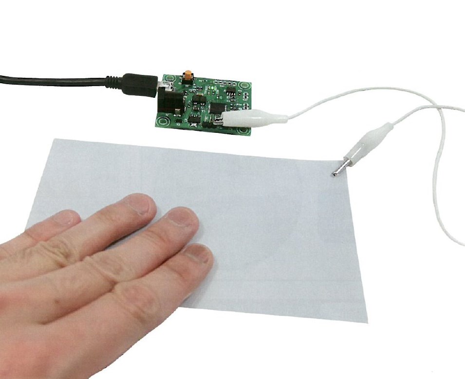 『静電容量式 フィルムセンサ開発ボード』