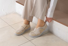 ケアシューズ　ストレッチニットシューズ