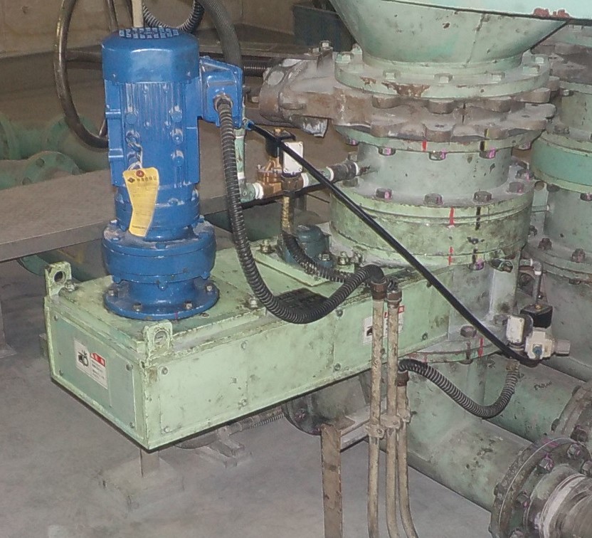 クリーンセンター(ごみ処理場)向け　薬剤供給装置