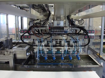 『銅－セラミック基板自動超音波探傷装置』