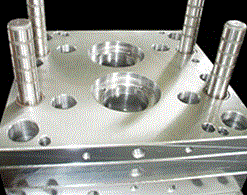 モールドベースの加工サービス