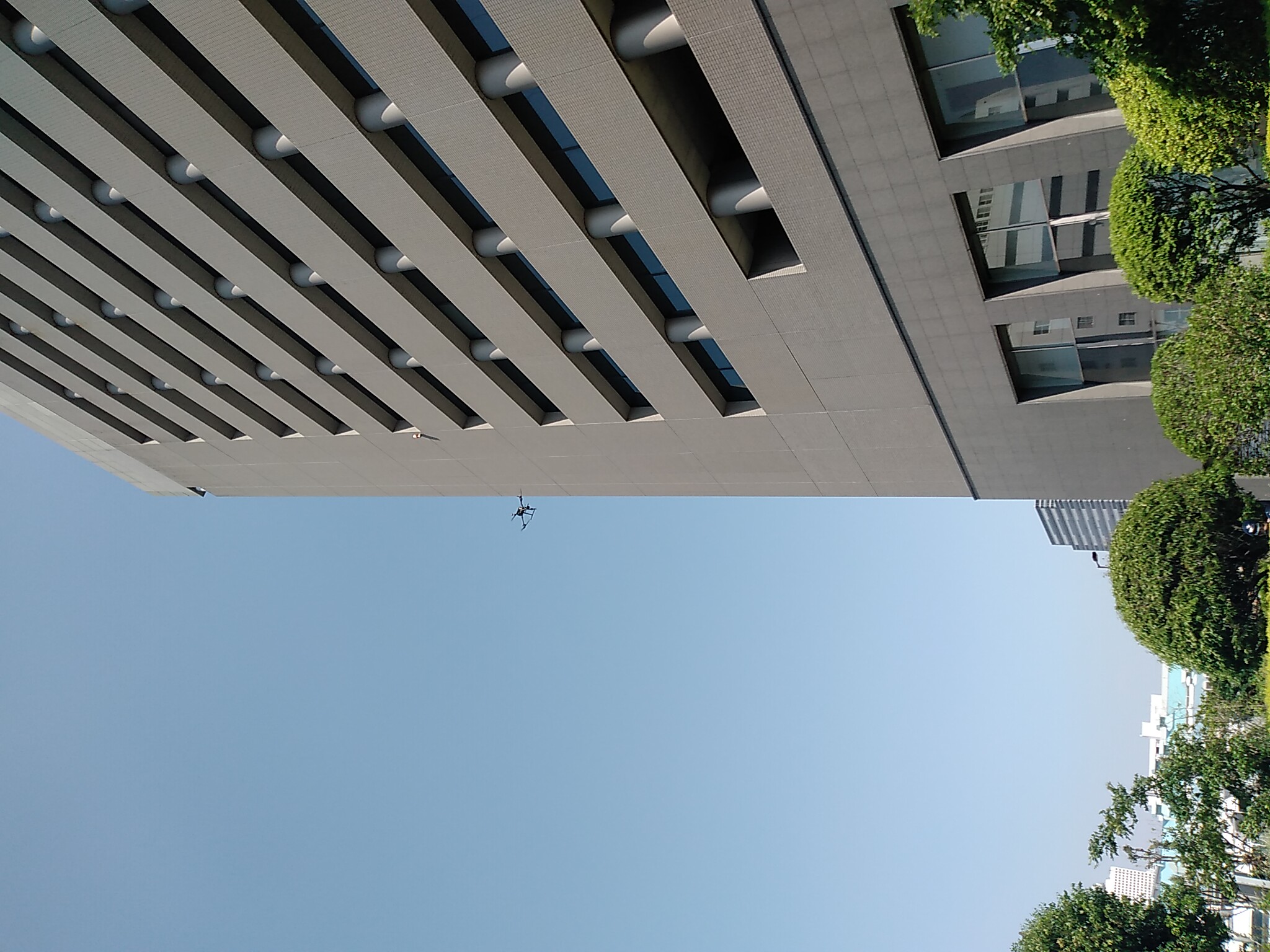 不可能を可能にするドローン点検