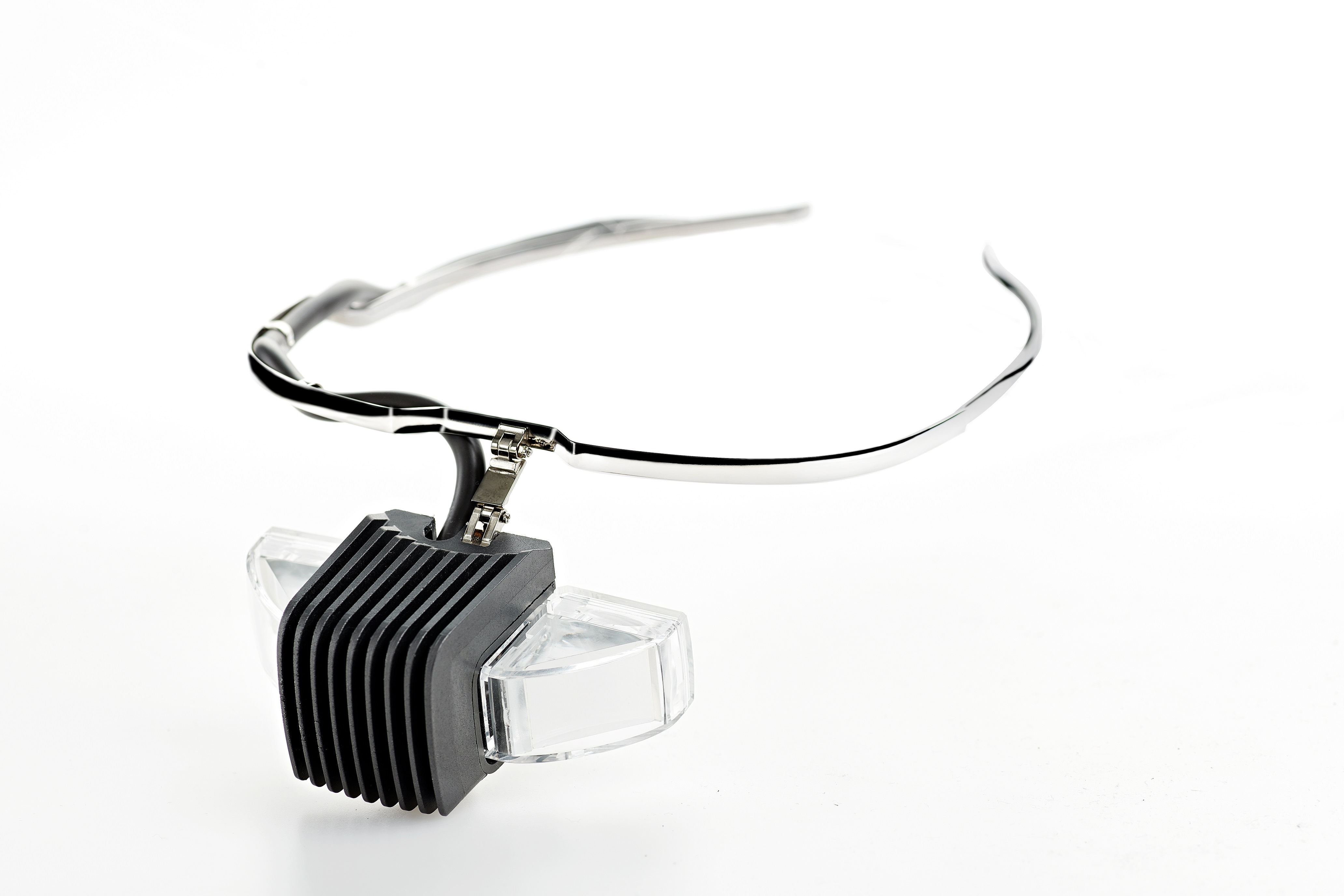 メガネ型ウェアラブルデバイス b.g.