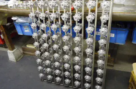 富商のアルマイト加工事例：自動車関連部品