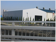 『テント倉庫』