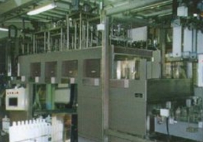 洗浄装置『偏平容器全自動洗浄装置』