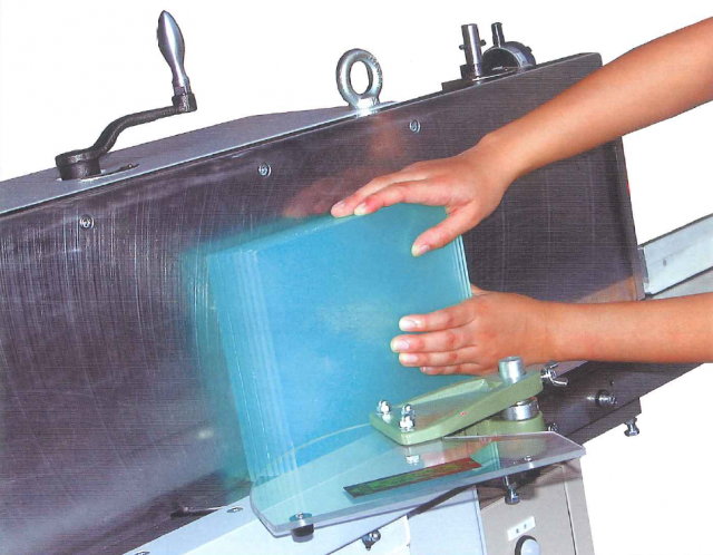 マイティー・シリーズ 端面溝入れ・旋削加工用ブレード タンガロイ 50D4555R (61-1626-89) タンガロイ マイティー・シリーズ 端面溝入れ・旋削加工用ブレード