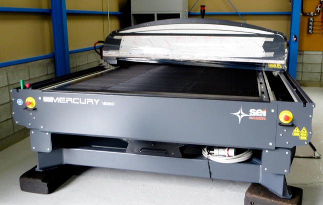 【複合加工】レーザー・曲げ・接着を組み合わせる設備紹介