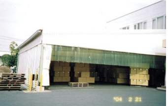 工場屋外用『荷捌き場テント』 ビニールカーテン.com | イプロスものづくり