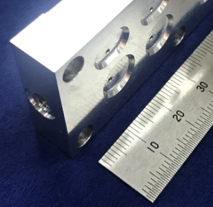 【品質管理部の方へ】A5052 マニホールド 医療 検査効率化