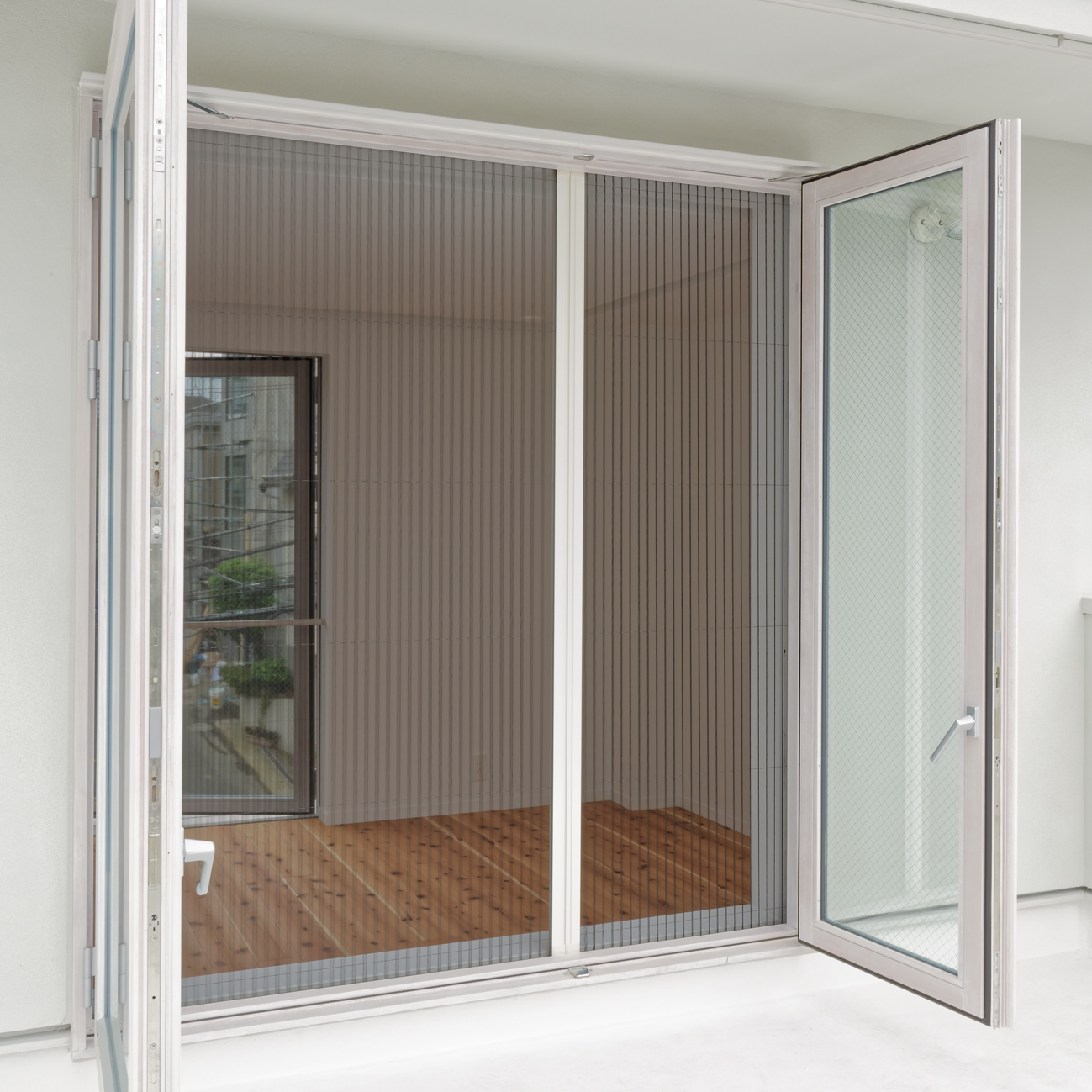 窓用網戸　インテリア網戸側面付