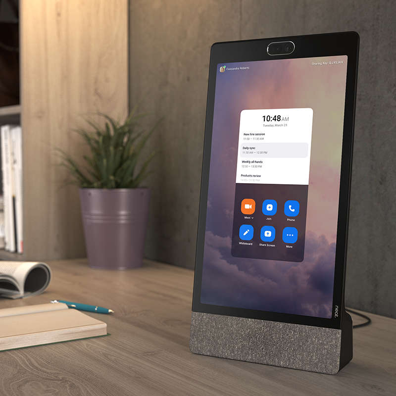 個人・少人数向け卓上ビデオ会議デバイス　Neat Frame