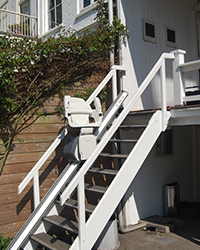 直線型階段昇降機 S100アウトドア【いたずら防止キーロック付】