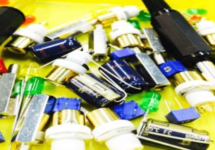 LEDやアナログIC、オーディオプラグケーブルなどの電子部品