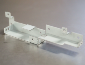 精密板金加工サービス