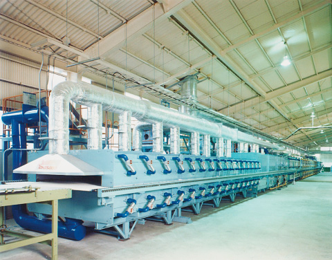 連続炉『燃焼式ローラーハースキルン』