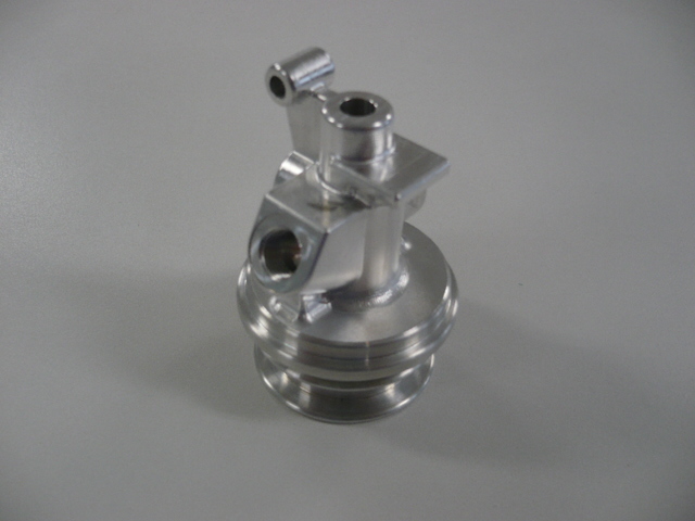 製品事例　同時5軸加工品