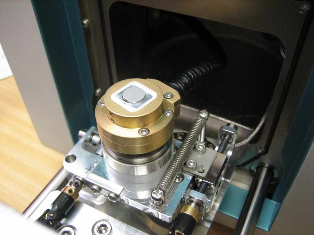 クールステージ 「SEM用ペルチェ加熱冷却ステージ」