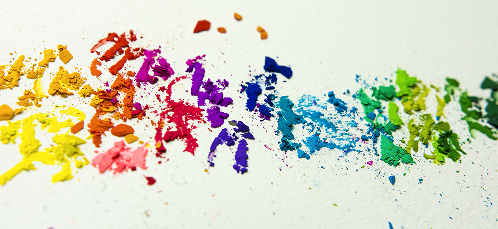 プラスチック用着色剤、添加剤