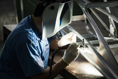 建材加工会社様の危機を救ったエピソードをご紹介！