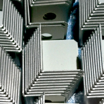 精密板金加工サービス