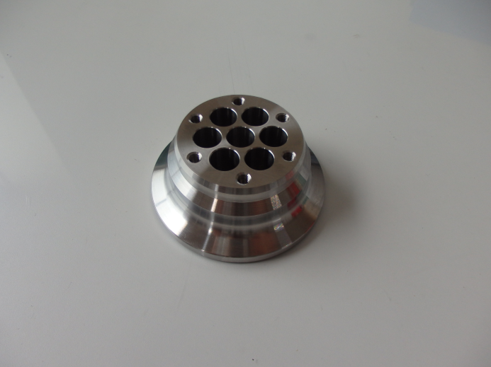 金属製品　機械加工サービス