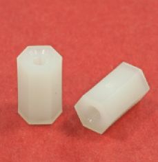 樹脂雌ネジ切スペーサー『HPS2.5-11』