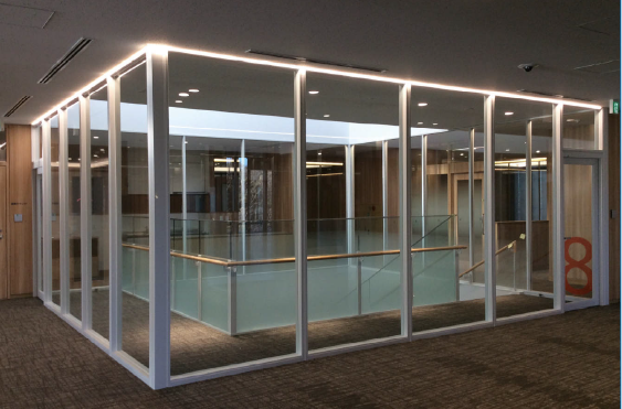 パイロガラススクリーン