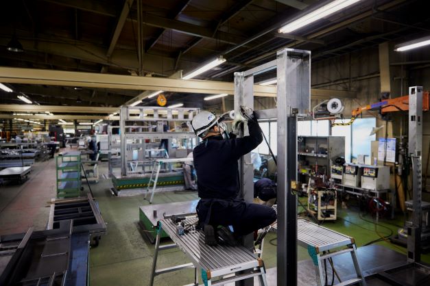 精密板金加工サービス